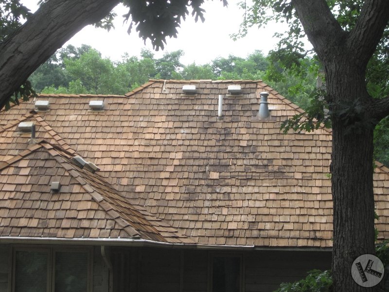 Poor Cedar Roof Washing Done by A Competitor