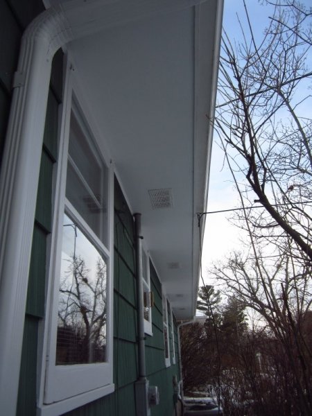 typical-soffit-venting