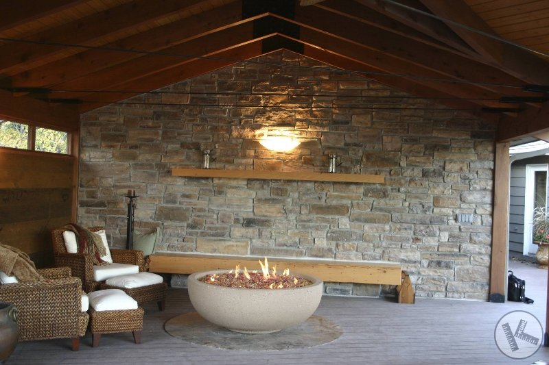 stone-wall-in-awesom-outdoor-room-burnsville-1