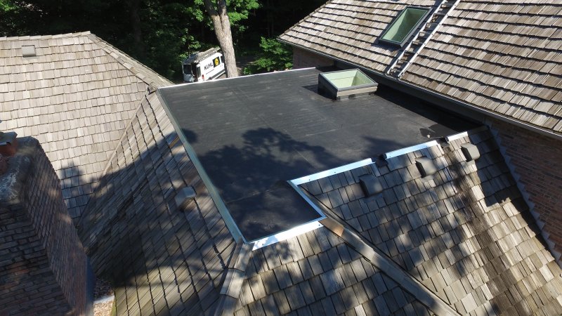 Flat roof minneapolis KUHLS CONTRACTING